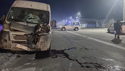 Микроавтобус сбил женщину на дороге в Камне-на-Оби