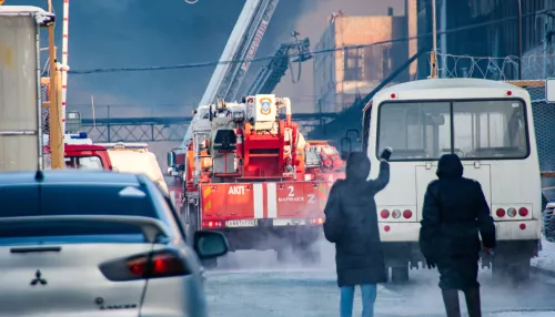 Как шинный завод в Барнауле выглядит изнутри после пожара
