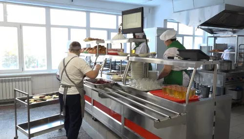 В Барнауле школьники и родители рассказали, как кормят детей в школах города
