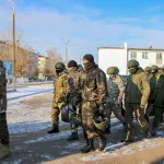 Работа, выплаты, жилье: какие меры поддержки есть в Алтайском крае для участников СВО