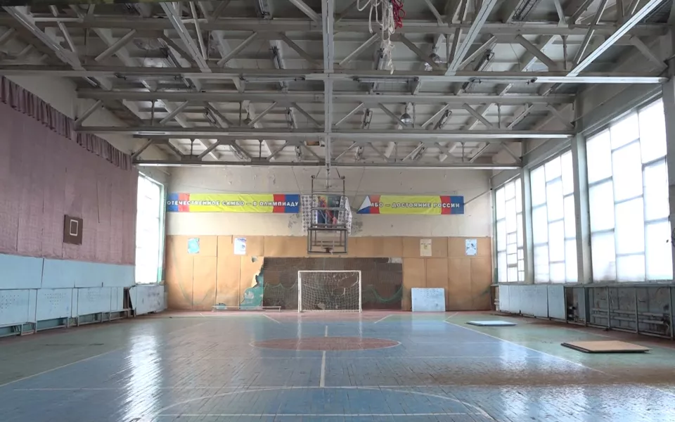 В Алтайском крае в этом году отремонтируют восемь школьных спортзалов