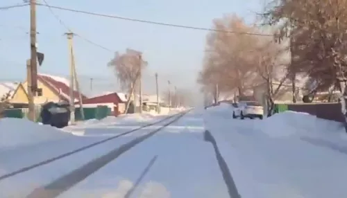 В Рубцовске автомобилисты просят убрать опасные колеи на дорогах