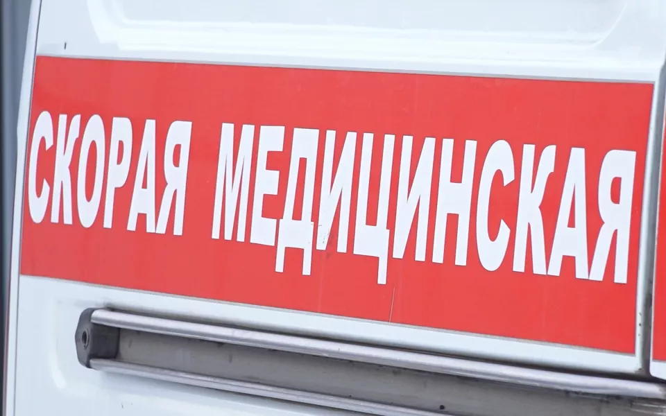 В Барнауле на проспекте Ленина автомобиль сбил пешехода