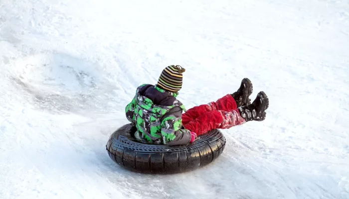 В Госдуме предложили запретить самодельные горки по всей стране