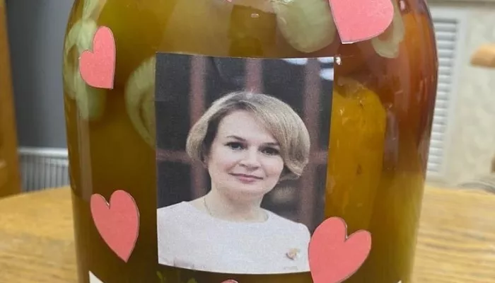 Алтайский министр рассказала о милых и до слез приятных новогодних подарках