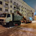 Дорожники за ночь 5 января вывезли из Барнаула почти шесть тысяч кубов снега