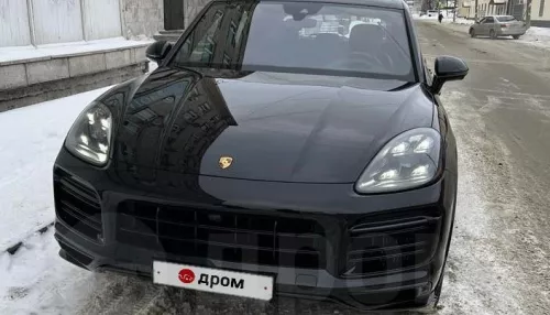 В Барнауле богатый Porsche с панорамной крышей продают за 8 млн рублей