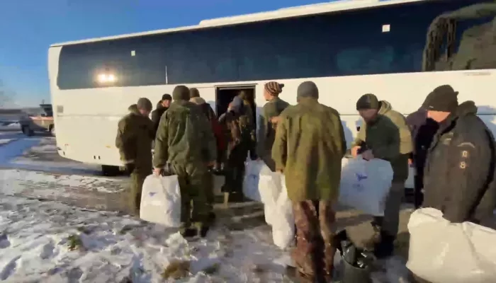 Россия и Украина обменялись пленными по формуле 175 на 175