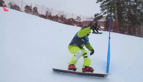 Алтайские спортсмены завоевали шесть медалей на чемпионате Сибири по сноуборду
