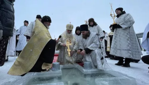 В Барнауле проходит празднование Крещения. Фоторепортаж