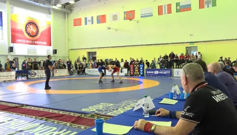 Алтайские юниоры поборются за медали на первенстве России по спортивной борьбе