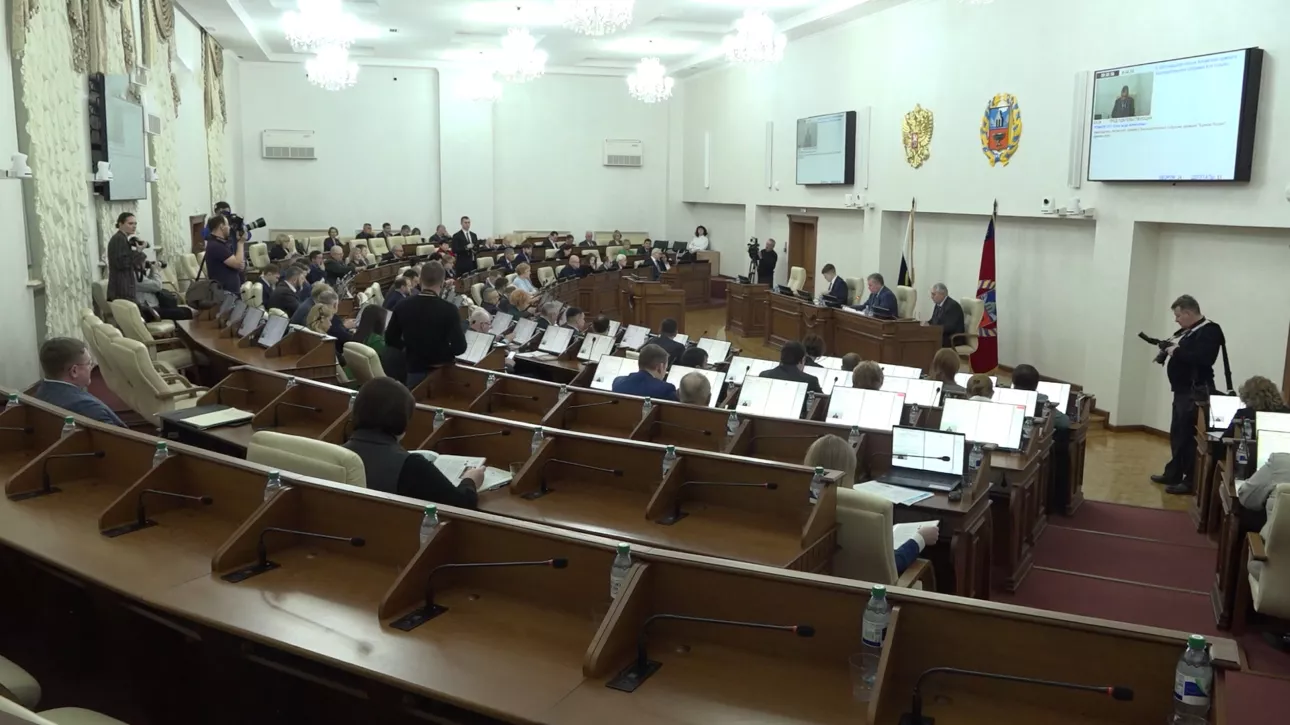 В АКЗС назвали кандидатов на пост председателя парламента и глав постоянных комитетов