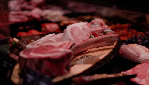 Более 10 тонн алтайской говядины с антибиотиками выявили на Сахалине