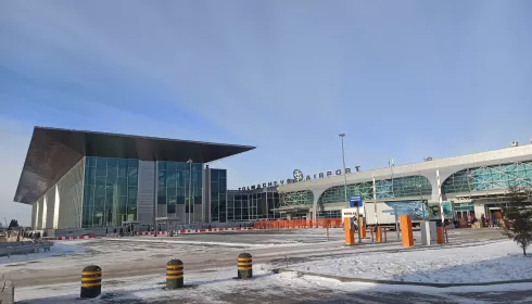 Известный барнаульский дизайнер обрушился с критикой на аэропорт Толмачево