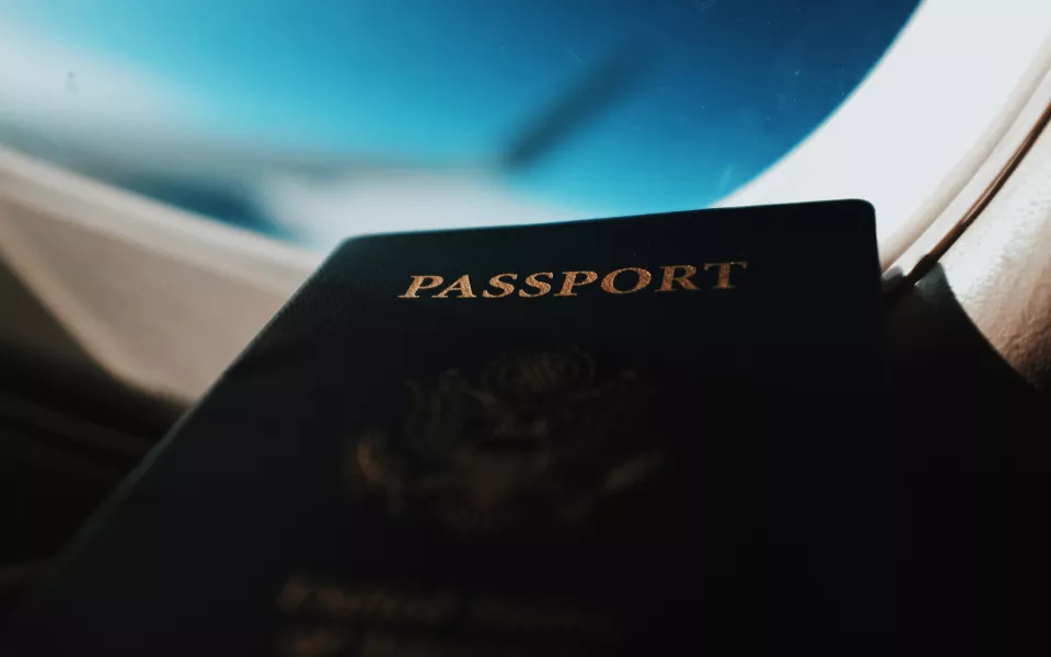Правда ли, что в России приостановили выдачу биометрических паспортов