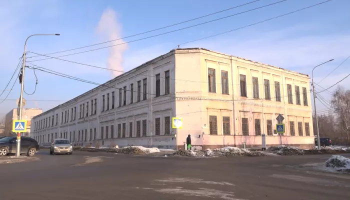 Власти Барнаула через суд пытаются спасти одно из старейших зданий города