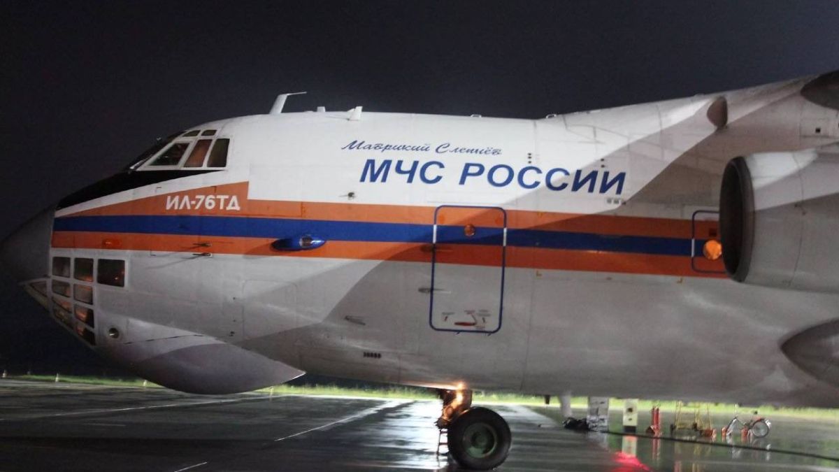 Самолет МЧС России 