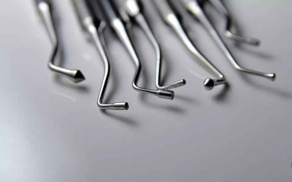 Мужчина лишился всех конечностей после визита к стоматологу