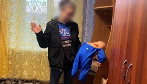 На Алтае 20-летнюю мать-истязательницу оставили на свободе, но без ребенка