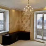 В Барнауле за 8,5 млн рублей продают квартиру с видом на краевое правительство