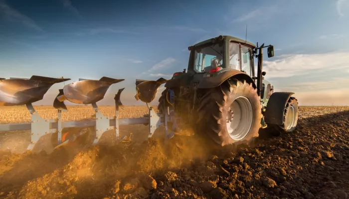 Россельхозбанк на Алтае на 61% нарастил кредитование сезонных работ в 2023 году