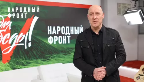 Алтайские бойцы СВО получат гитары от Дениса Майданова