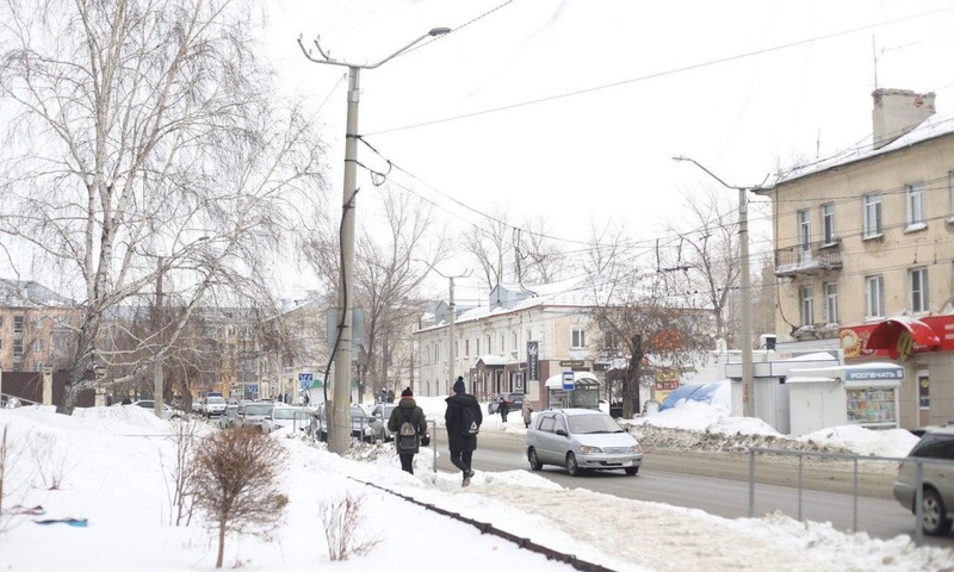 Улицы барнаула названные именами. Матросова Барнаул. Улица Матросова Златоуст история. Улица Матросова в честь кого названа.