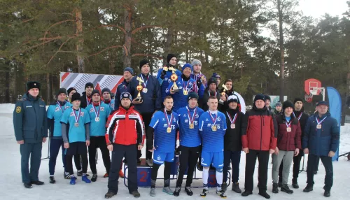 Алтайские железнодорожники провели третий турнир по мини-футболу к 23 февраля