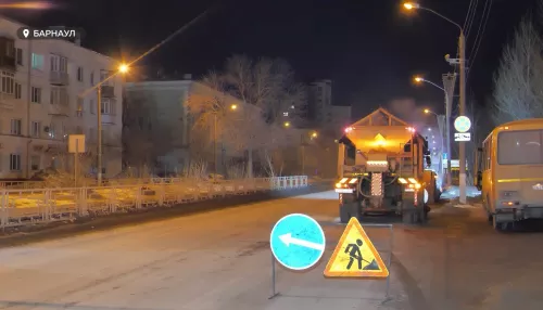 Как в Барнауле проходит ремонт дорог холодным асфальтобетоном
