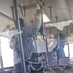 Папа, не надо!: барнаульцы устроили потасовку в автобусе
