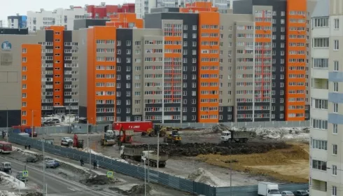 В Барнауле начали копать котлован под здание школы в новостройках