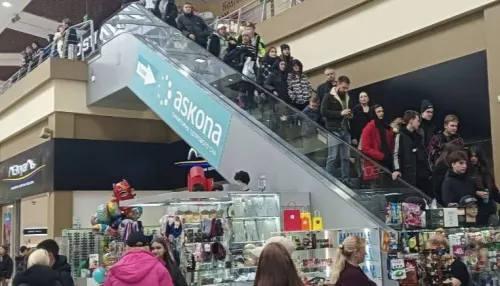 В Бийске вслед за Барнаулом подростки атаковали торговый центр