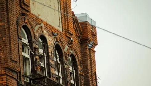 Здание легендарного 120-летнего дрожзавода отреставрируют в Барнауле
