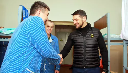 Вместе победим. Гуманитарный груз из Бийска доставили в госпиталь Луганска