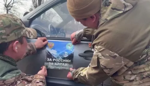 Алтайский сенатор посетил ЛНР и передал бойцам авто, тепловизоры и дроны