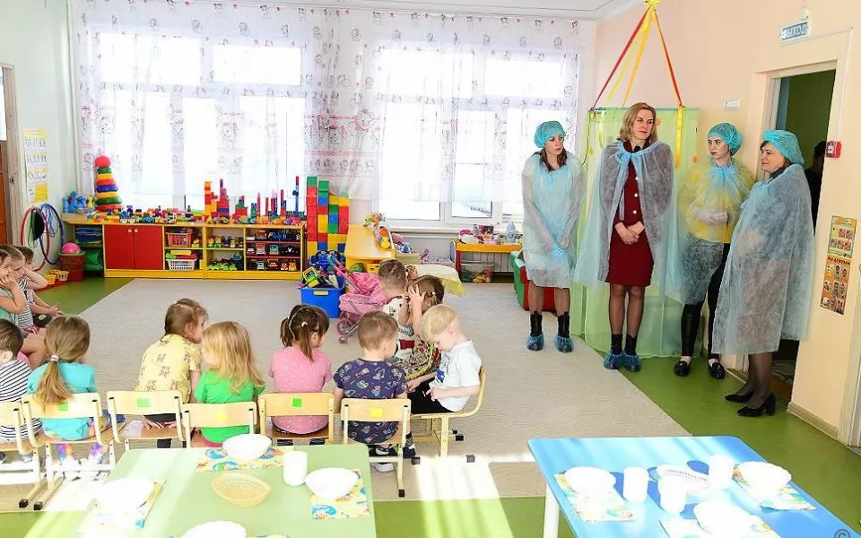 В детсадах Барнаула продолжаются проверки организации питания и безопасности
