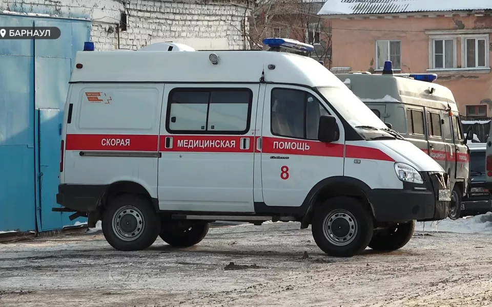 Полное отчаяние: водители скорой помощи Барнаула обратились к президенту