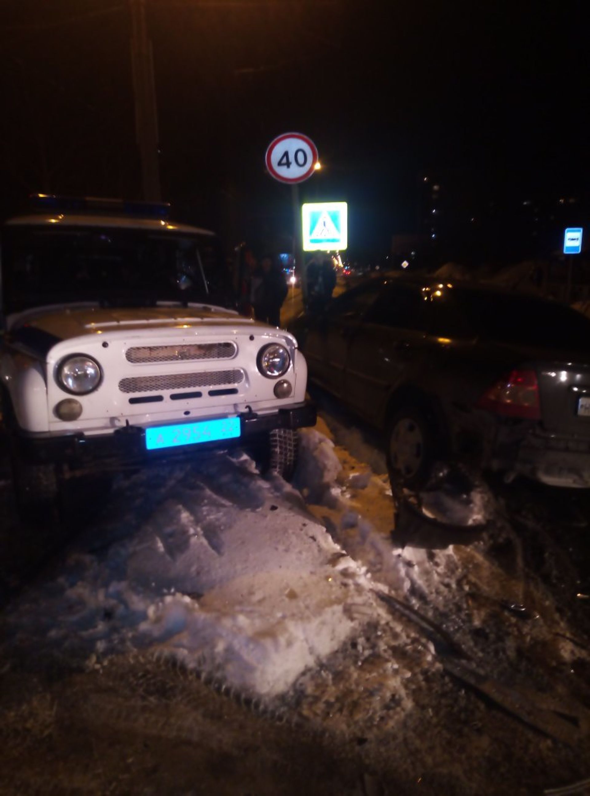 Полицейский УАЗ попал в ДТП в Барнауле - Толк 22.02.2020