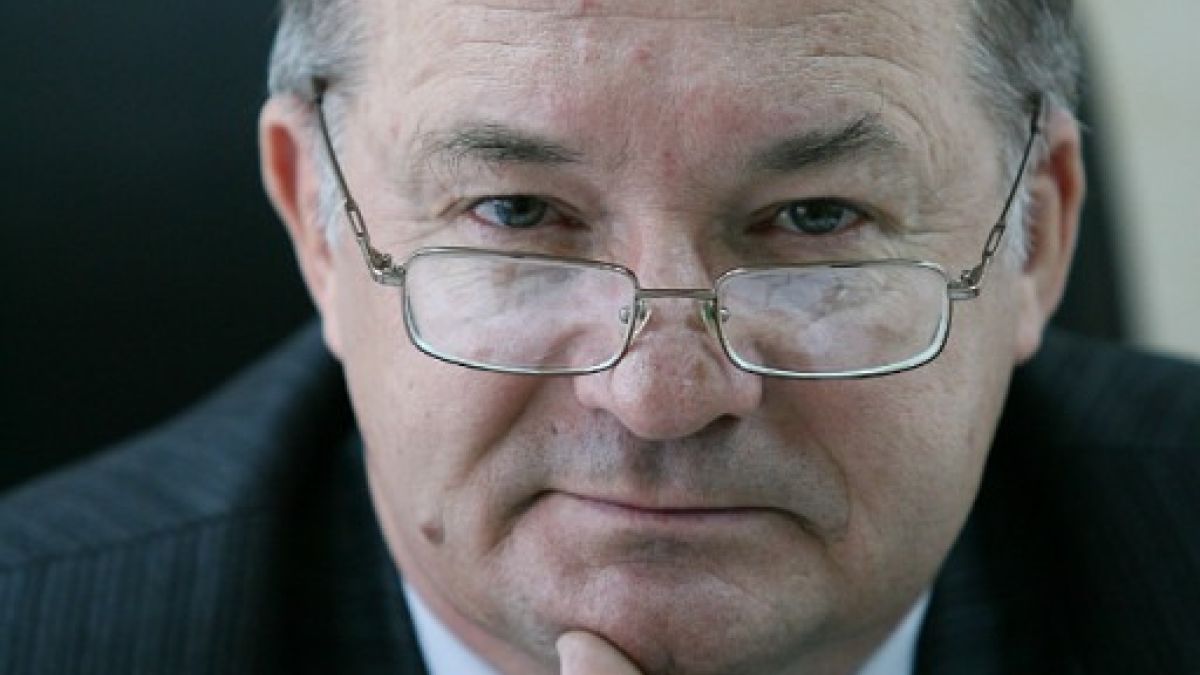 Александр Козлов
