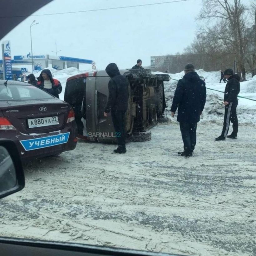  Фото:Инцидент Барнаул; Барнаул 22