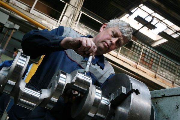 Плюс 20% и агрессивный поиск кадров: оборонка в Алтайском крае бьет все рекорды