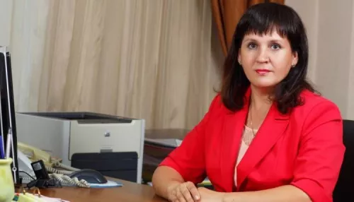 Близкие экс-ректора бийского вуза Мокрецовой собирают деньги на залог