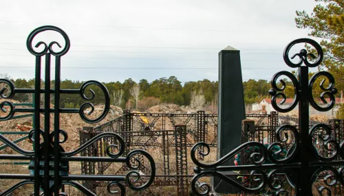 Два земельных аукциона неожиданно сорвались из-за старого кладбища в Барнауле
