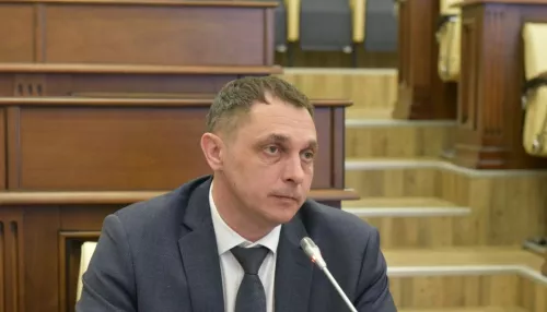 Источник: новым вице-мэром Барнаула назначен Денис Ращепкин