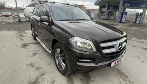 В Алтайском крае бесключевой Mercedes в топ-комплектации продают за 3 млн рублей