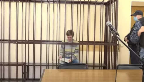 В Барнауле обвиняемый в убийстве Константин Падун выступил с последним словом