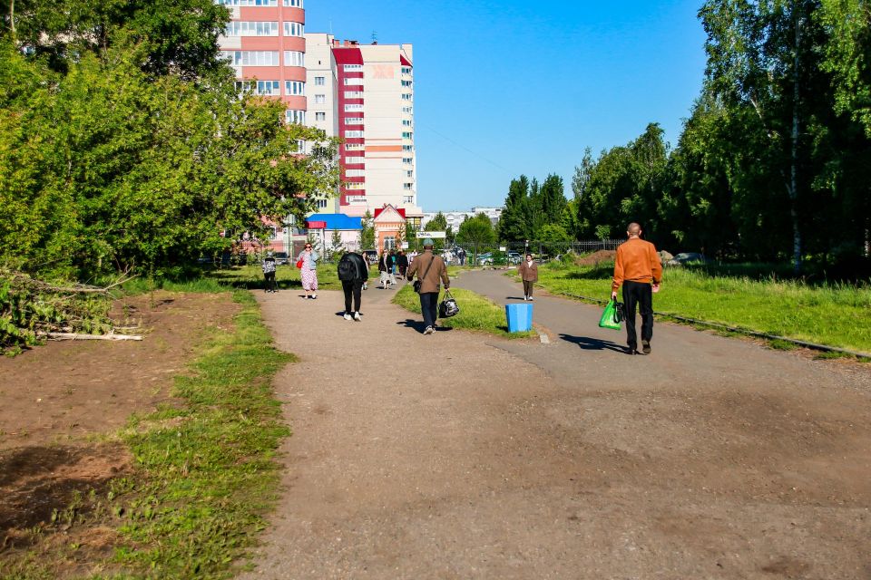 Зеленая зона в бывшем парке имени В.И. Ленина 