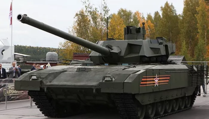 Почему на СВО не используют новые танки Армата, хотя они стоят на вооружении