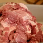 В Алтайском крае уничтожили более 5 тонн мяса со стихийных рынков