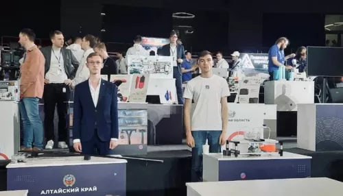 Студенты АлтГТУ представляют свои разработки на фестивале От винта!